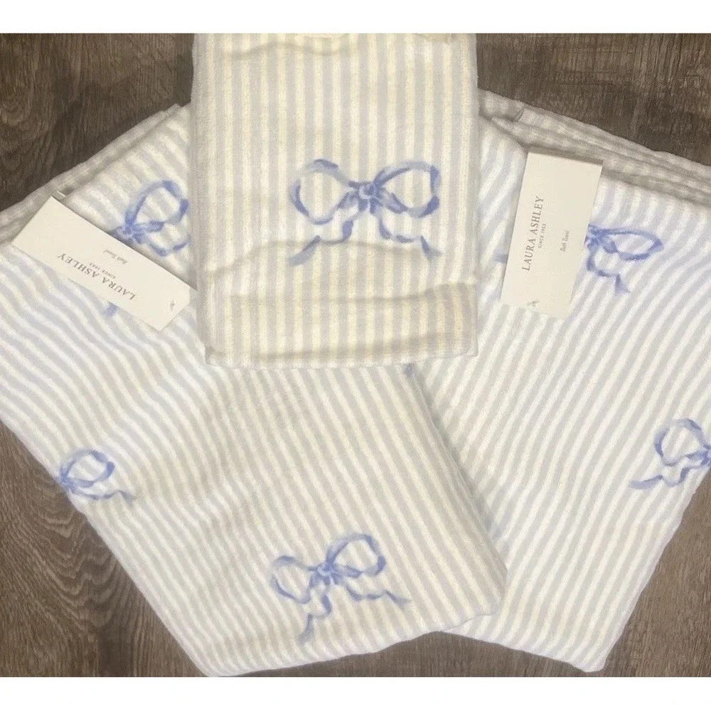 Laura Ashley Floral Striped Cotton Hand Towels (2) and Bath Towels (2)